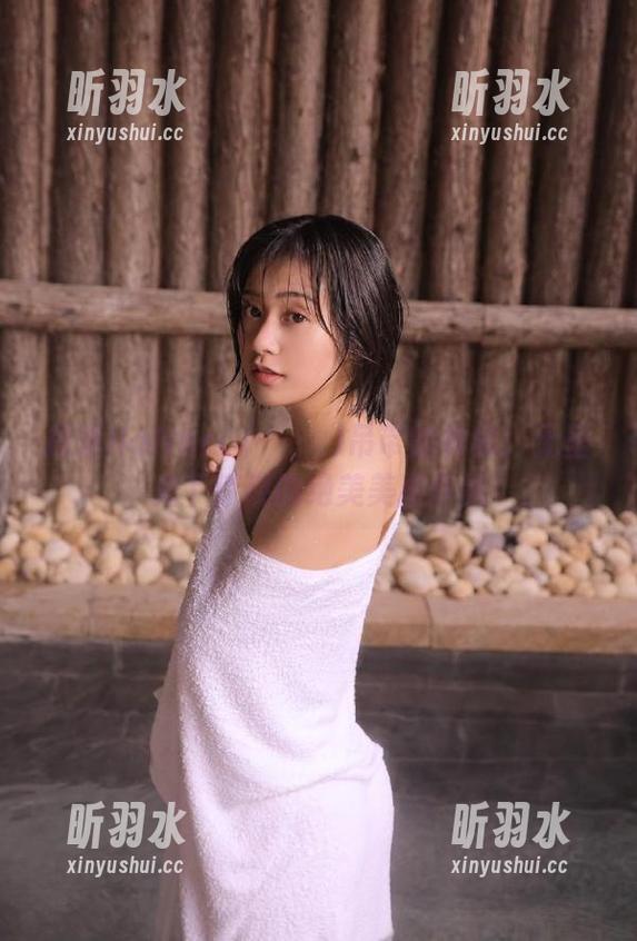 探索HaNari (하나리)吊带的神秘：无圣光下惊现的绝美美图作品